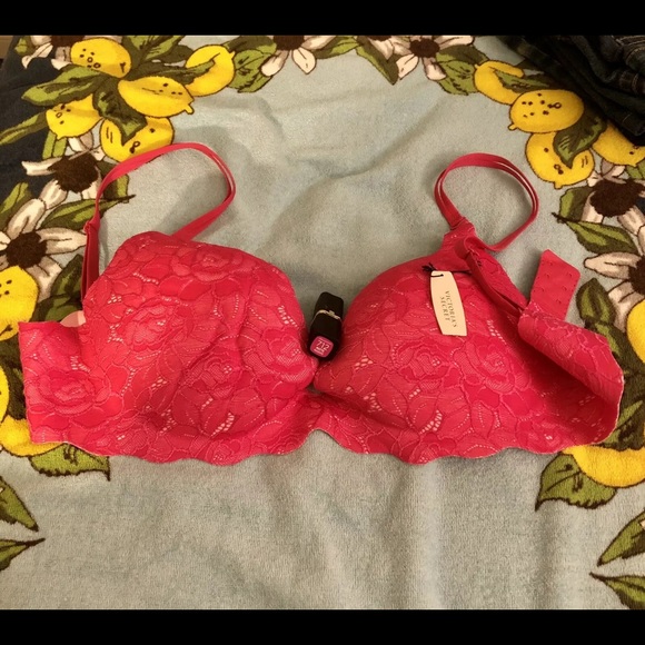 Victoria’s Secret push up Bra 38 D - Picture 6 of 6